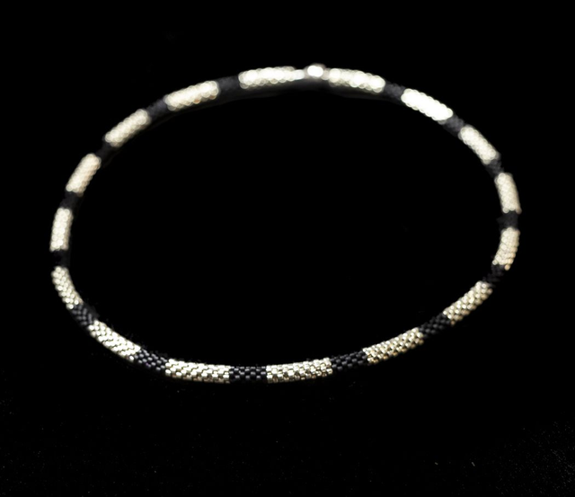 Collier torque Mo Meji