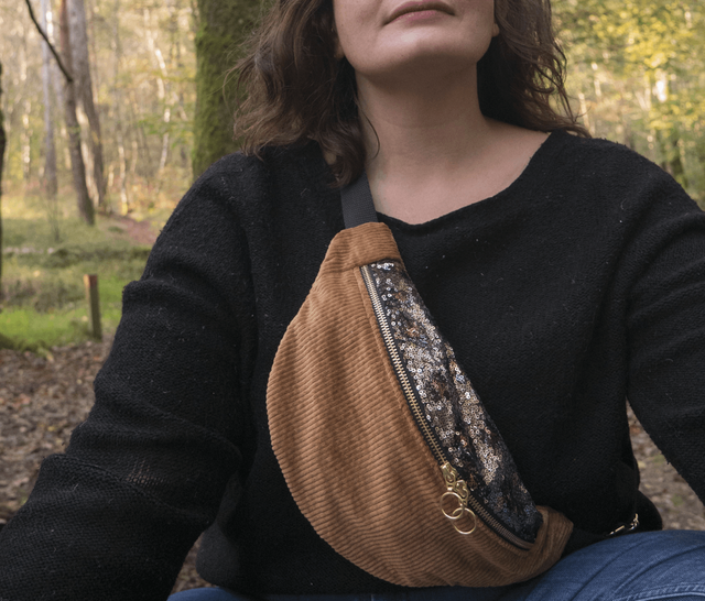 La banane - LEO Camel