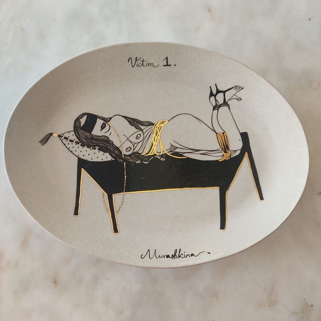 Nina Murashkina &quot;Victim 1&quot; ceramic plate