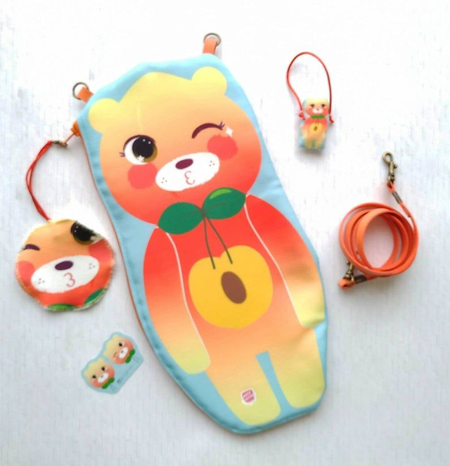 Blythe doll carrier bag Frutoso Kissing Peach