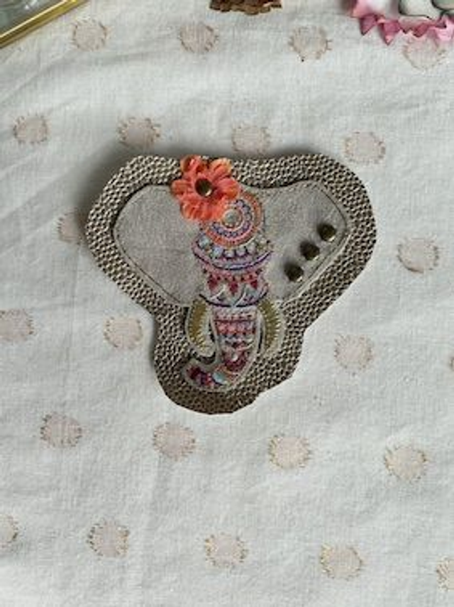 Patch éléphant à coudre