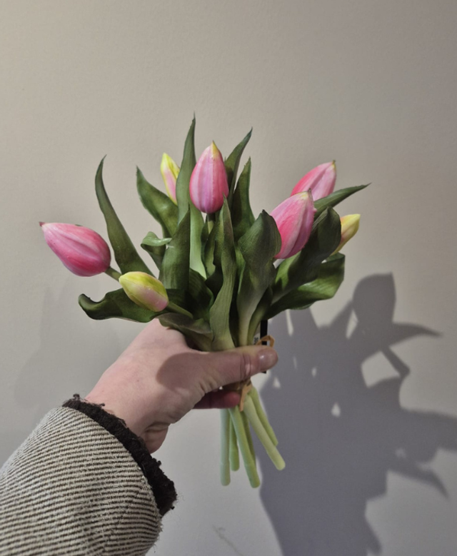 Bosje kunst tulpen roze