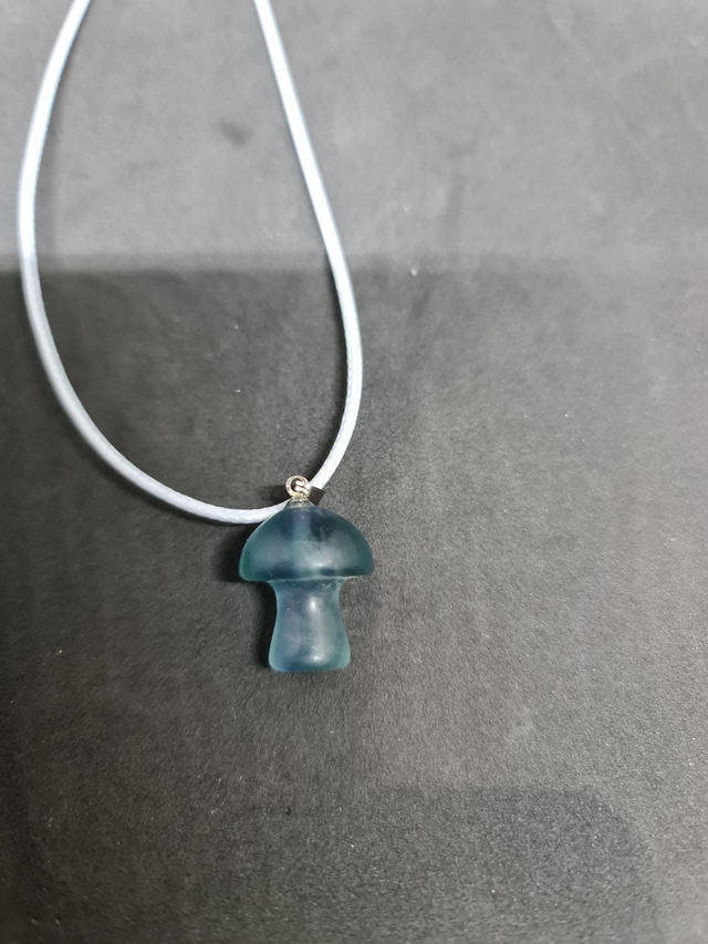 Collier champignon fluorite 