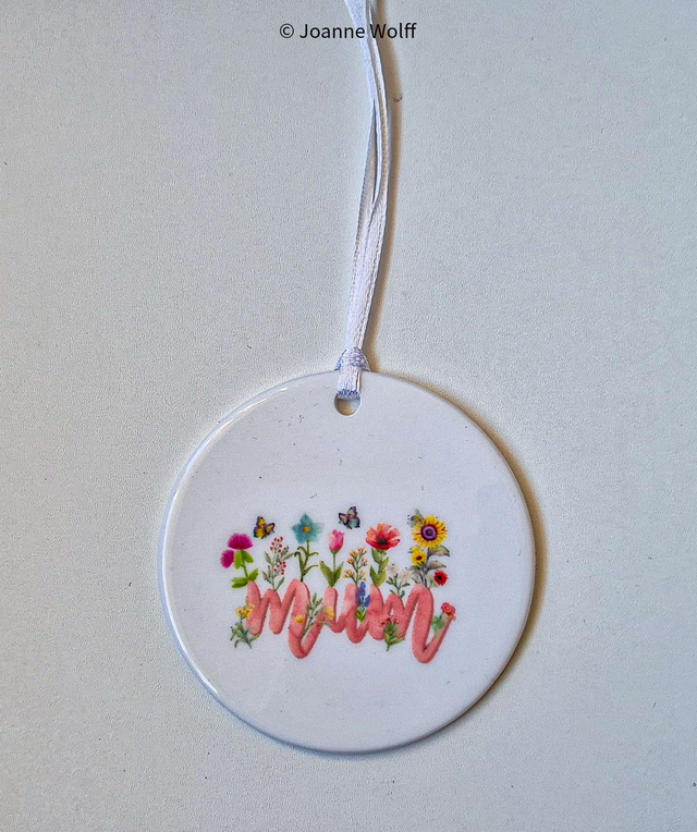 Mum Round Ceramic Keepsake  