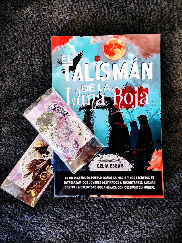 Caja literaria El Talismán de la Luna Roja