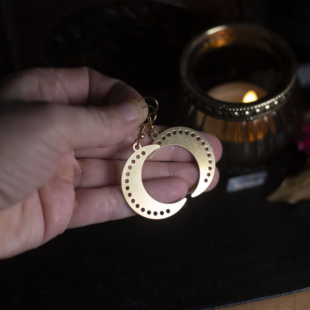 "moony" boucle d'oreille en laiton  