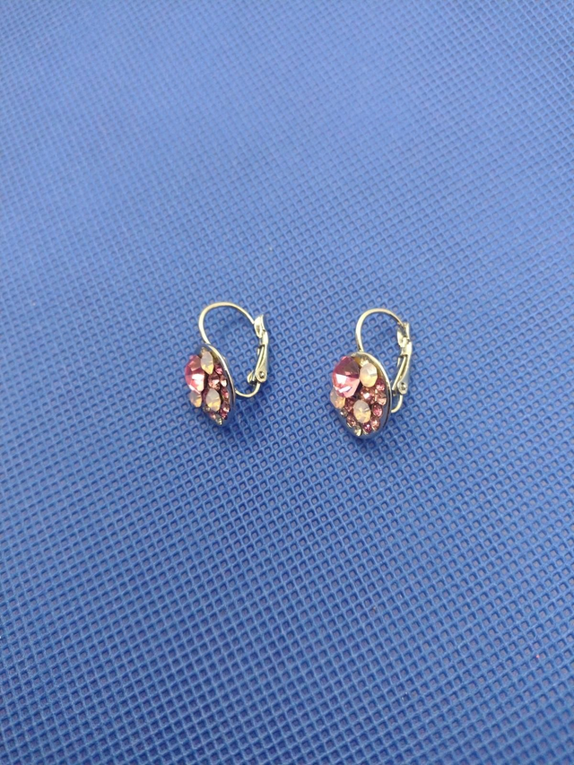 Silver sparkly pink earrings 