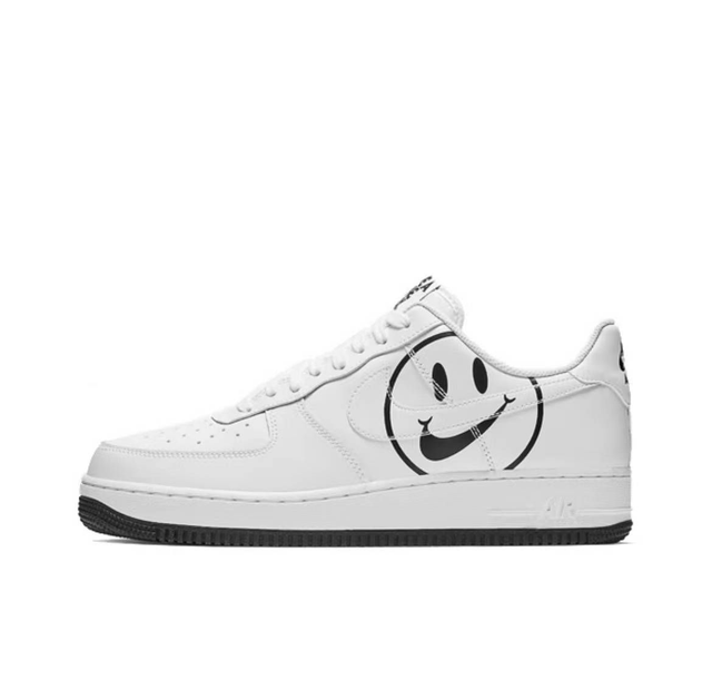 Nike Air Force 1 (Vendu sans la boîte )