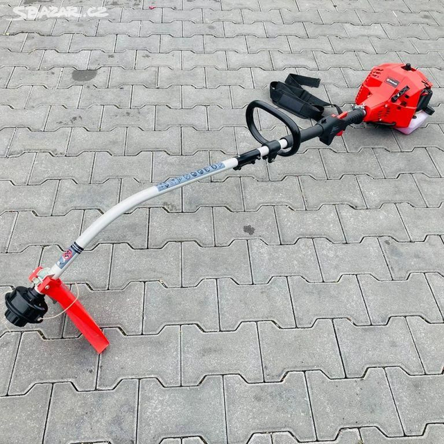 Petrol strimmer