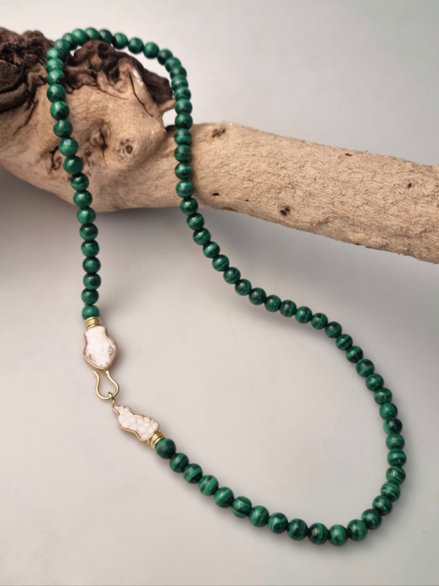 Collana Serpente Bianco Cammeo