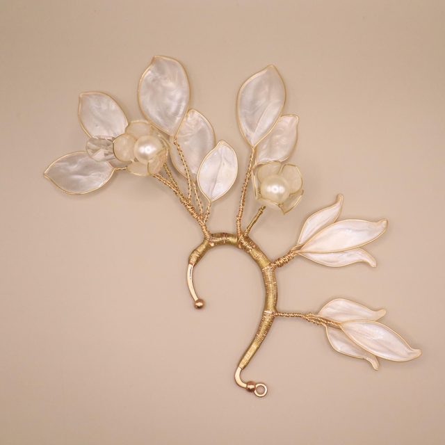 Tour d'oreille de la mariage en résine "MUSE NACRÉE" - accessoire de la mariée