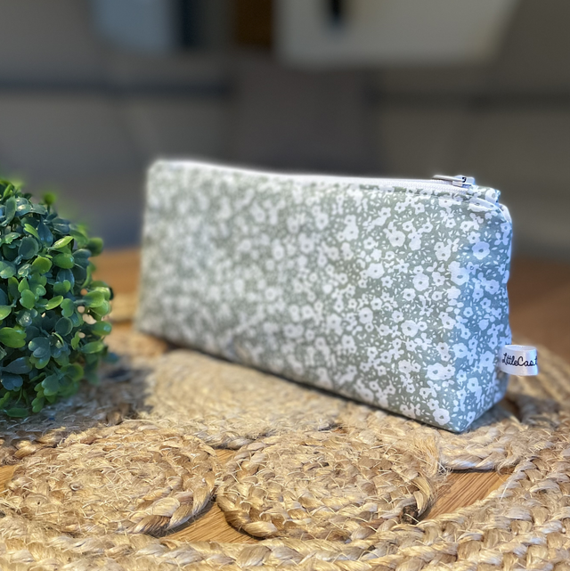 Trousse d’école (forme triangle)