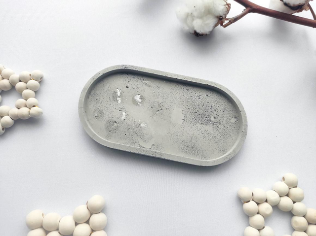 Plateau béton - incrustation argent