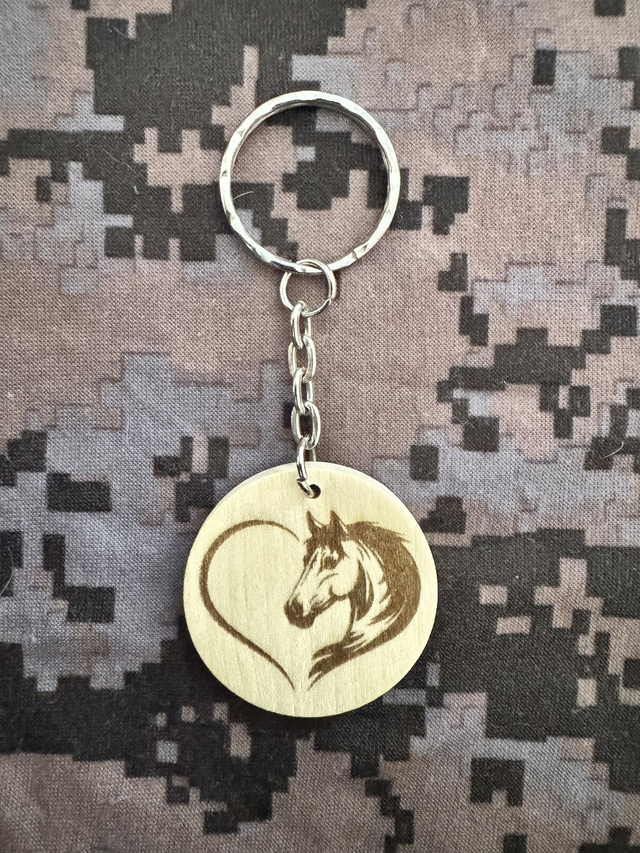 Schlüsselanhänger aus Holz