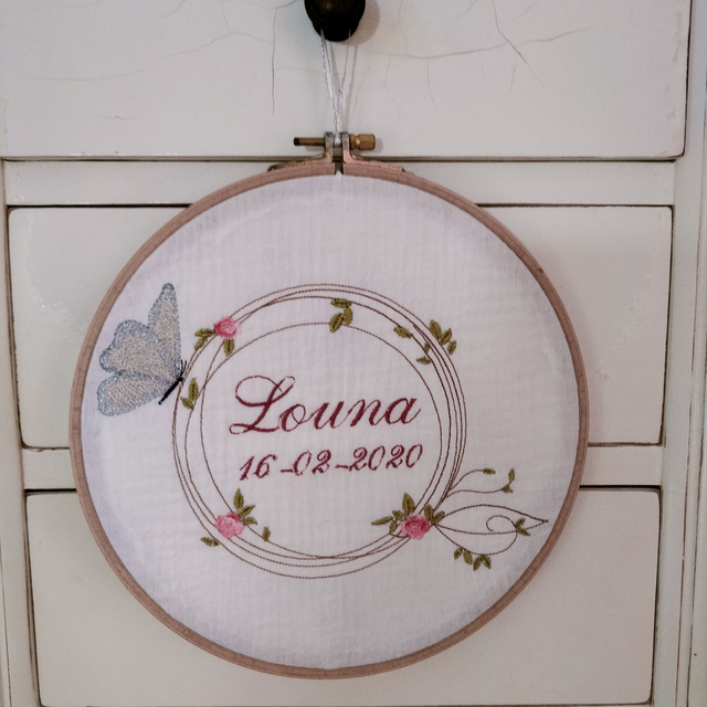 Décoration murale faire part papillon argenté