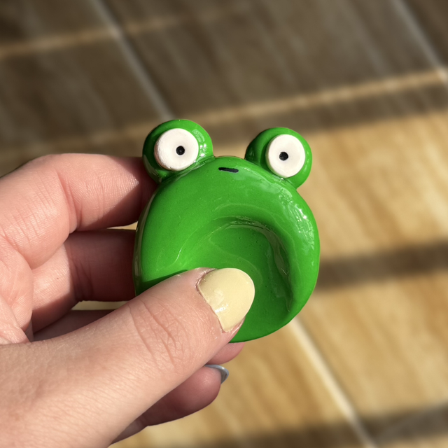 Łorisek - żabka 🐸