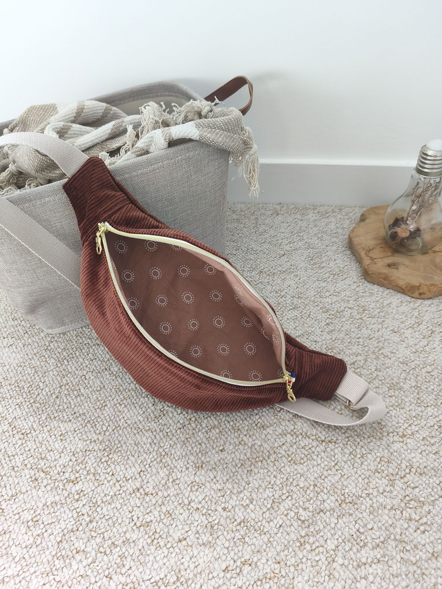 Banane Adulte velours côtelé cannelle et soleil nude