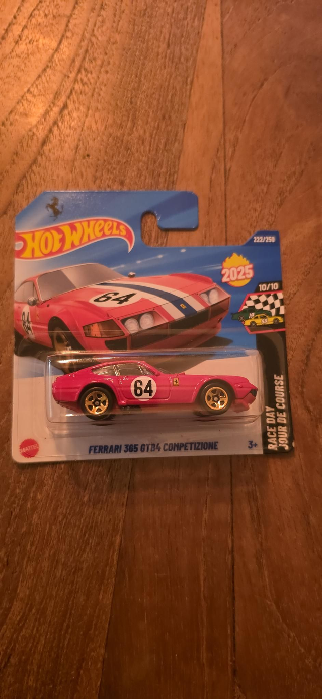 Ferrari 365 gtb4 competizione 