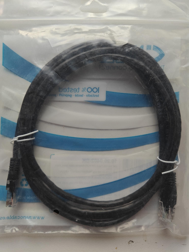 Musta Cat6-verkkokaapeli 2m - NANOCABLE 