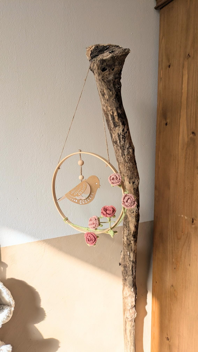 Un Oiseau et des fleurs 