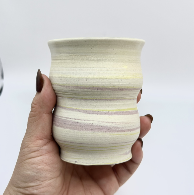 Tasse bulle en céramique – Terre mélée taro matcha, pièce artisanale unique