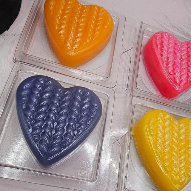 Heart Clamshell Sample 