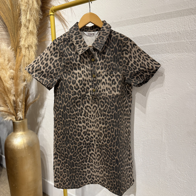 Robe léopard en jeans 