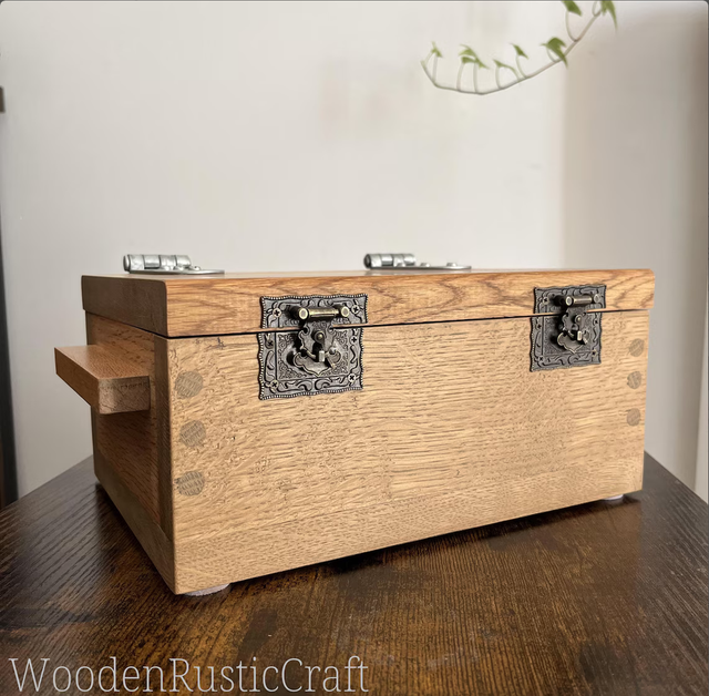 Solid Oak Keepsake Chest | Memory Box