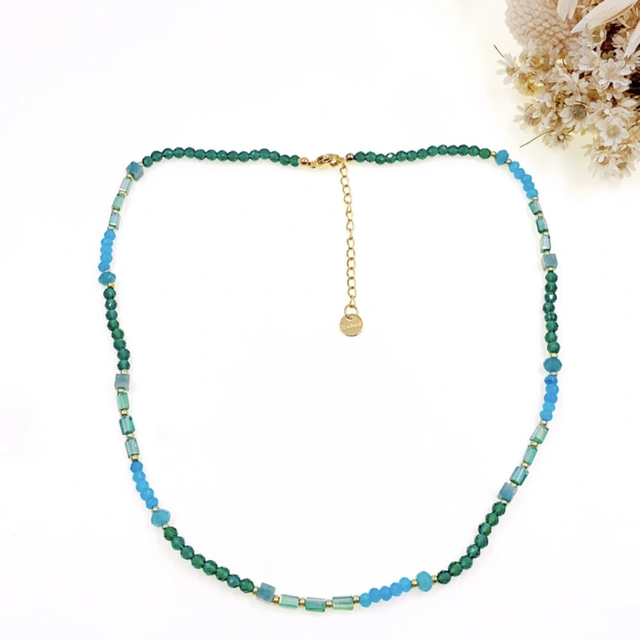 Collier perles bleu turquoise