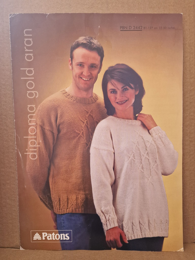 Patons Knitting Pattern PBN D 2442