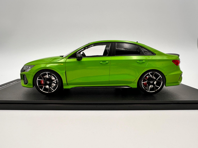 Audi RS3 2022 limited edition(light green) - Scale -1:18 