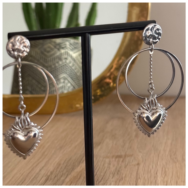 Maxi boucles d’oreilles ex voto