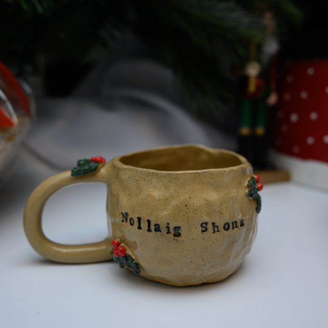 NOLLAIG SHONA mug 