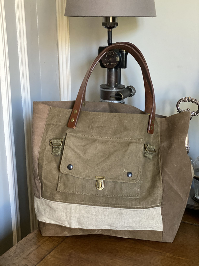 GRAND SAC EN TOILE MILITAIRE