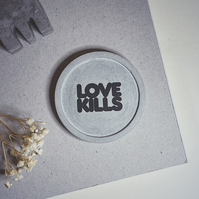 Piattino Love Kills