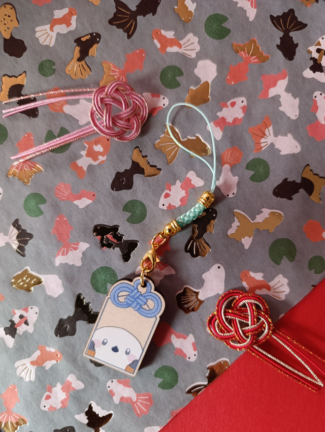 Omamori Holzanhänger Schwanzmeise