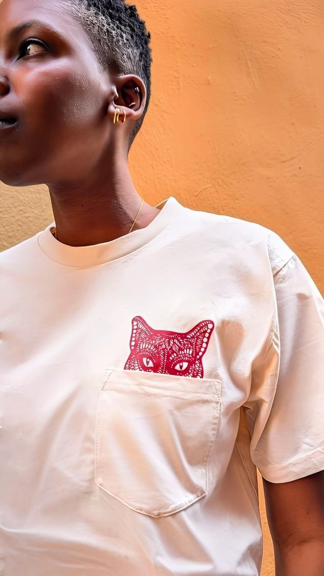 Kitty Tee