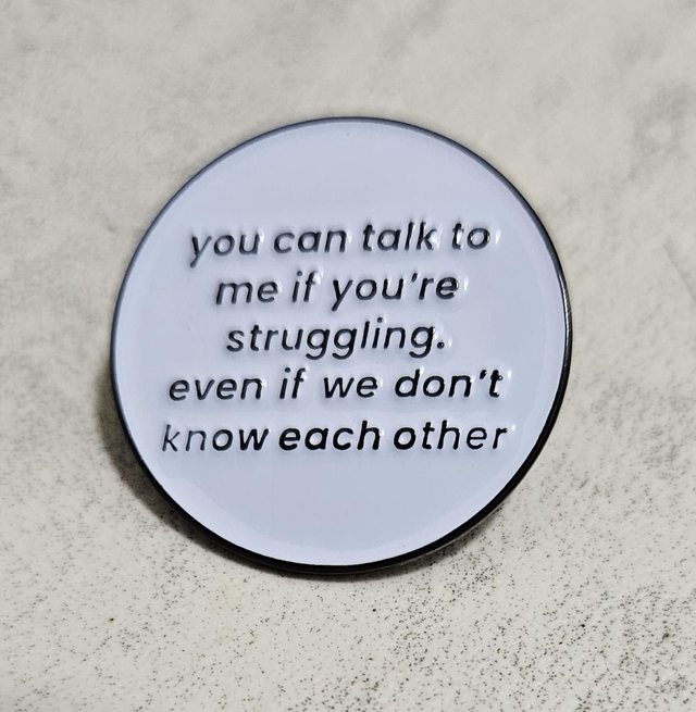 Pin Badge (talk to me)