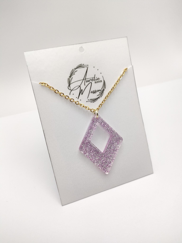 Collier résine