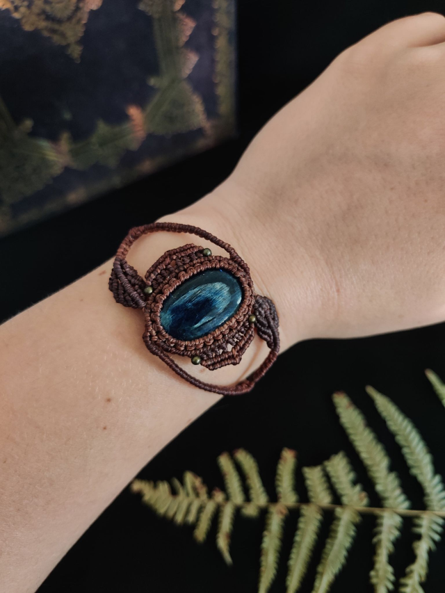 Évasion Maritime – Cyanite