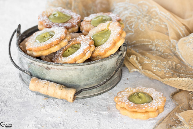 Biscotti: Frolli Fourrés