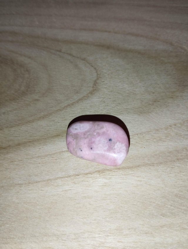 Rhodonite pierre roulée 