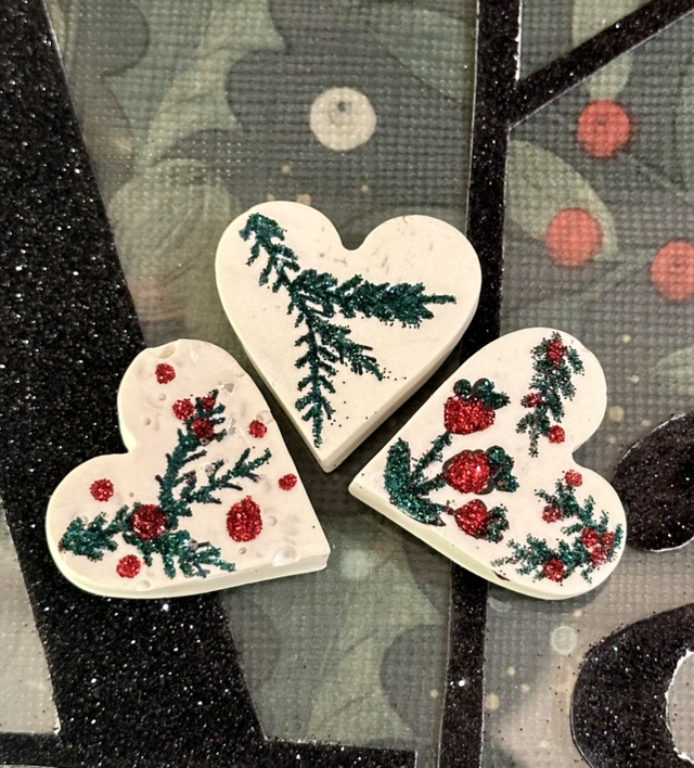 CHRISTMAS HEART MAGNET