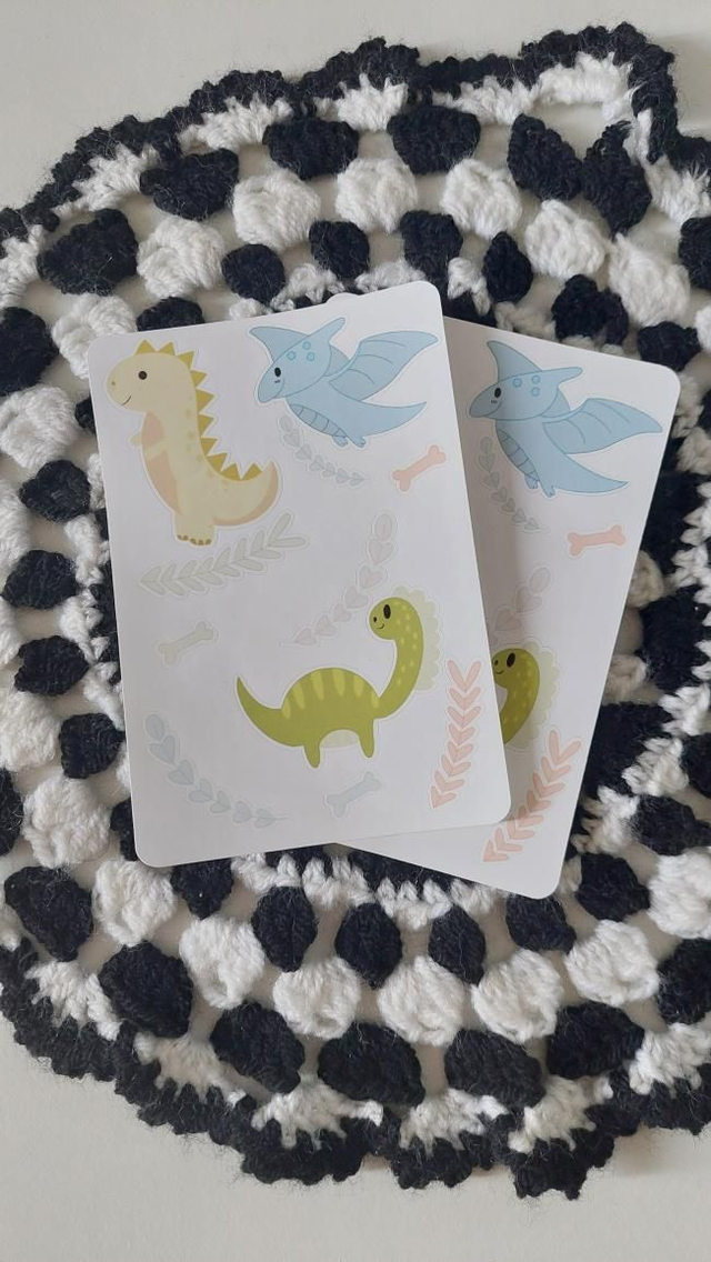 Dinosaure planche de stickers