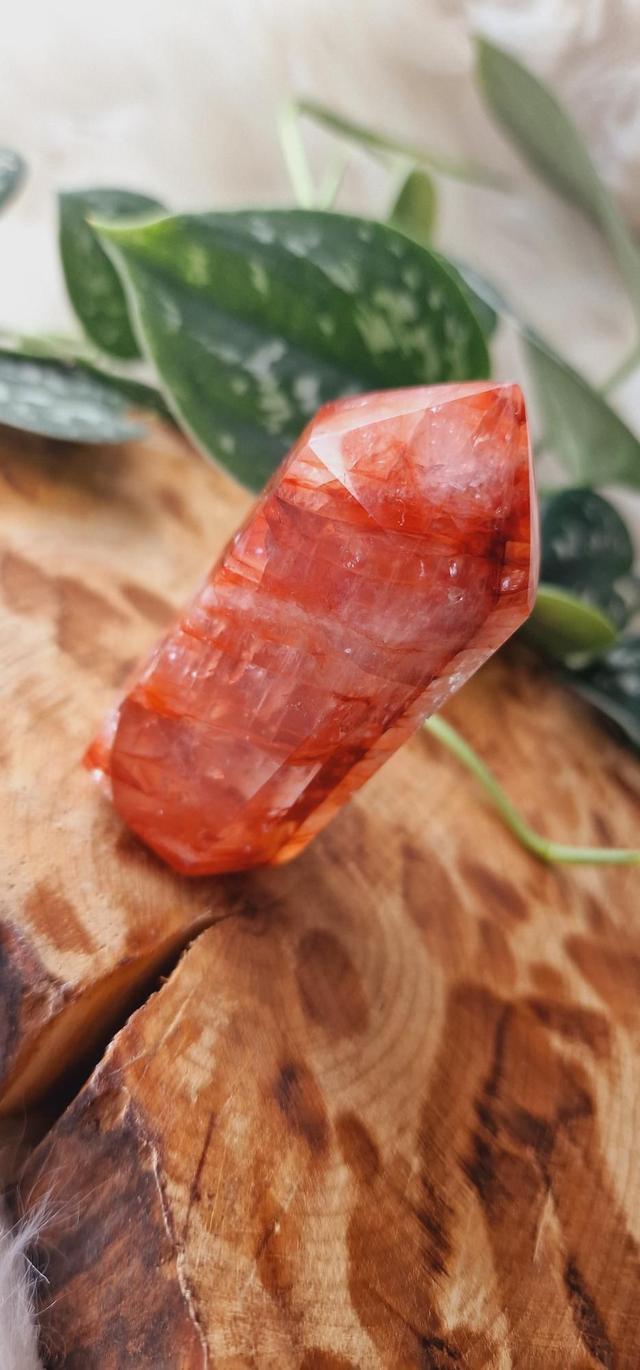 Fire Quartz Point A-95g
