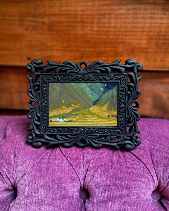 Seclusion in the Abyss