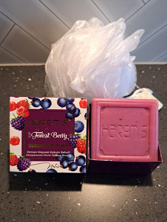 Forest Berry Soap &amp; Scrunch