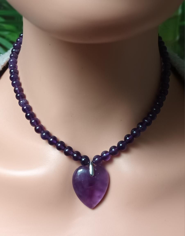 Collier cœur en améthyste