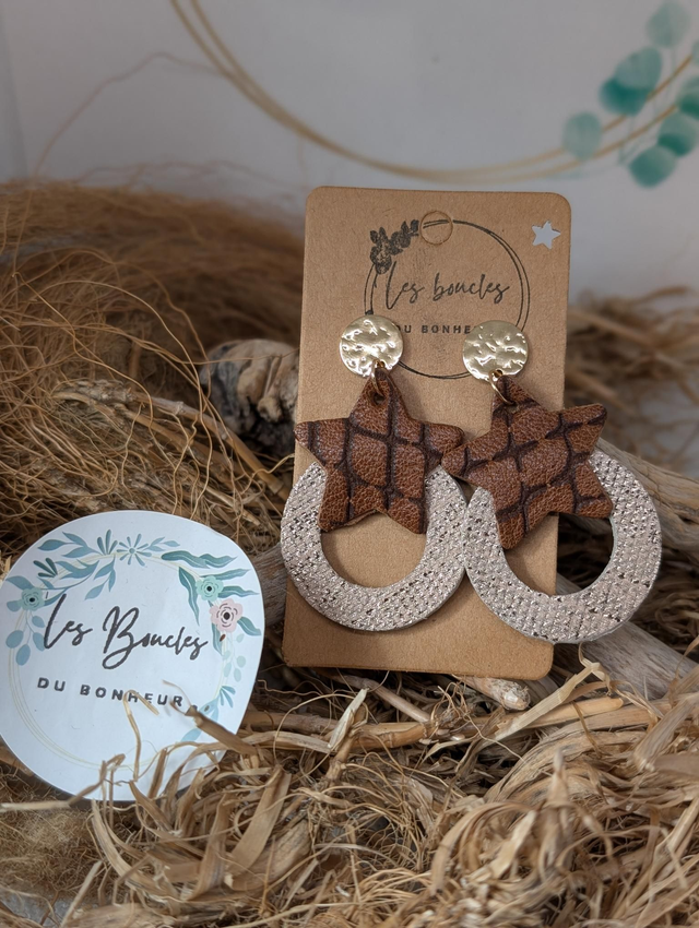 Boucles d'oreilles star marron beige mo711