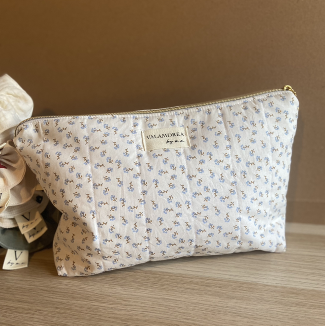 Trousse de toilette fleurie